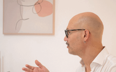 Ressentir l’énergie d’une personne : méthodes et conseils pratiques